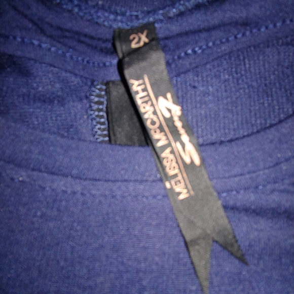 EUC Plus Size Melissa McCarthy Seven7 Blue Mixed Media Pleated Back Top – Size 2 - Picture 6 of 9